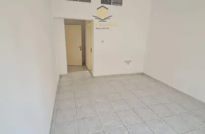 شقة - 3 غرف نوم - 3 حمامات للايجار في مبنى القاسمية 13 - الند - القاسمية - الشارقة