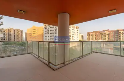 Apartment - 3 Bedrooms - 3 Bathrooms for rent in Binghatti Terraces - Dubai Silicon Oasis - Dubai