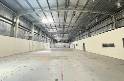Shop - Studio - 6 Bathrooms for rent in Block A - Umm Ramool - Dubai