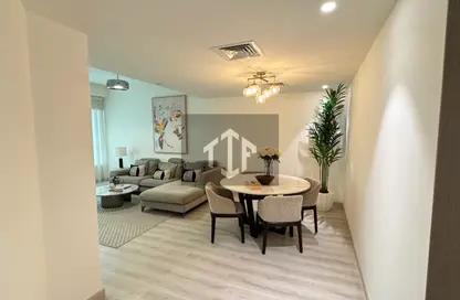 Apartment - 2 Bedrooms - 2 Bathrooms for rent in Al Manal Tower - Sheikh Zayed Road - Dubai