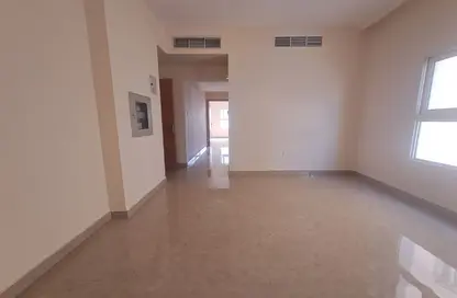 Apartment - 1 Bedroom - 1 Bathroom for rent in Muwailih Building - Muwaileh - Sharjah