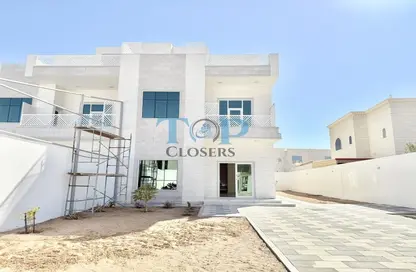 فيلا - 6 غرف نوم - 8 حمامات للايجار في "جفات النيار " - زاخر - العين