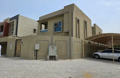 فيلا - 3 غرف نوم - 5 حمامات للايجار في الزاهية جاردنز - الزاهية - عجمان