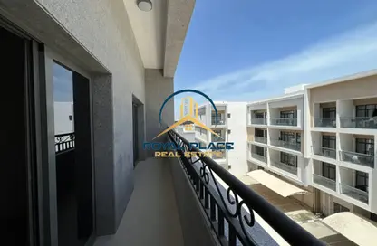 شقة - غرفة نوم - 2 حمامات للايجار في سيتي كومباس ليفينج - مجمع دبي للإستثمار - دبي