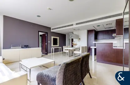 Apartment - 1 Bedroom - 2 Bathrooms for rent in Sky Gardens - DIFC - Dubai