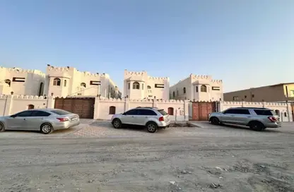 فيلا - 5 غرف نوم - 7 حمامات للبيع في 1 المويهات - المويهات - عجمان