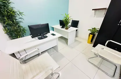 Office Space - Studio - 1 Bathroom for rent in Al Fajer Complex - Oud Metha - Bur Dubai - Dubai