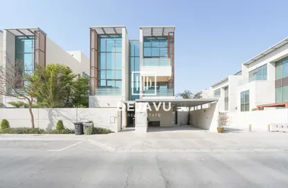 Villa - 6 Bedrooms - 7 Bathrooms for rent in Nad Al Sheba Gardens - Nad Al Sheba 1 - Nad Al Sheba - Dubai