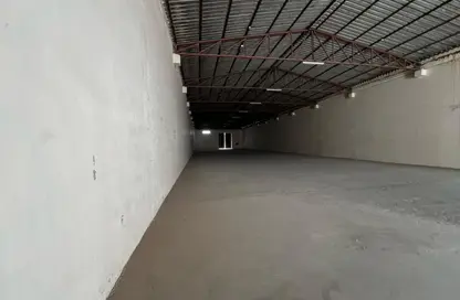 Warehouse - Studio - 1 Bathroom for rent in Umm Al Thuoob - Umm Al Quwain