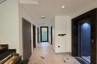 Villa - 5 Bedrooms - 5 Bathrooms for rent in Mirdif Villas - Mirdif - Dubai