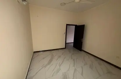 شقة - غرفة نوم - 1 حمام للايجار في عمارة عزير - 3  الروضة - الروضة - عجمان