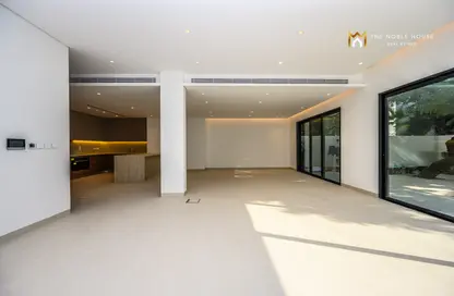 Villa - 5 Bedrooms - 6 Bathrooms for rent in Umm Suqeim 1 Villas - Umm Suqeim 1 - Umm Suqeim - Dubai Villa - 5 Bedrooms - 6 Bathrooms for rent in Umm Suqeim 1 Villas - Umm Suqeim 1 - Umm Suqeim - Dubai