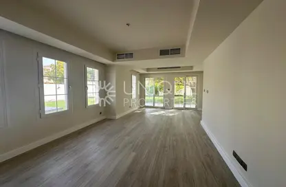 Villa - 3 Bedrooms - 4 Bathrooms for rent in Springs 3 - The Springs - Dubai