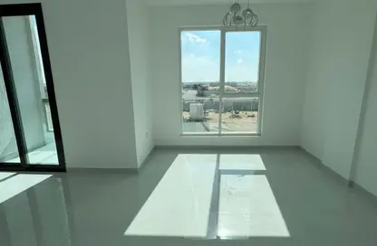 شقة - 3 غرف نوم - 3 حمامات للايجار في E تلال سيتي - تلال سيتي - الشارقة