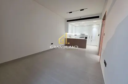 شقة - غرفة نوم - 2 حمامات للبيع في بن غاطي أزور - منطقة 16 - قرية الجميرا سركل - دبي