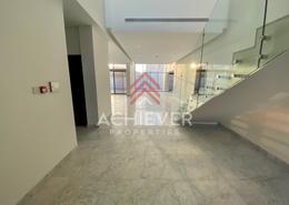 Landscaped 5 Bedroom Contemporary Villa Park View