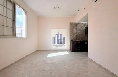 Apartment - Studio - 1 Bathroom for rent in Muwaileh 3 Building - Muwaileh - Sharjah