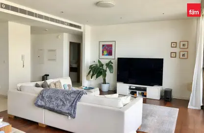 Apartment - 3 Bedrooms - 5 Bathrooms for sale in Building 10 - City Walk - Dubai