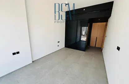 Apartment - 1 Bedroom - 2 Bathrooms for rent in SH Living 1 - District 14 - Jumeirah Village Circle - Dubai