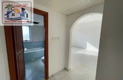 Apartment - 3 Bedrooms - 3 Bathrooms for rent in Al Butina 9 Building - Al Butina - Sharjah