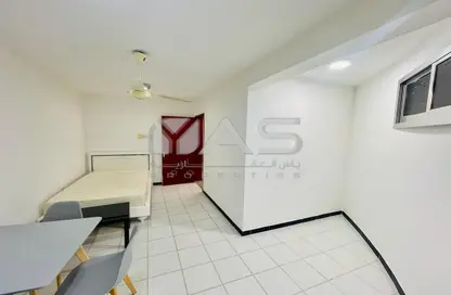 Apartment - Studio - 1 Bathroom for rent in Khuzam - Ras Al Khaimah