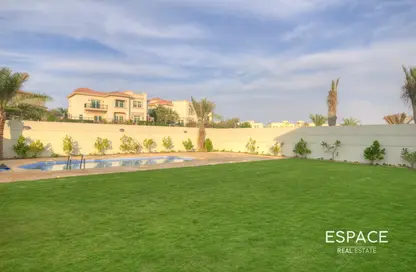 فيلا - 5 غرف نوم - 5 حمامات للايجار في التراث - جميرا بارك - دبي