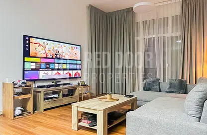 شقة - غرفة نوم - 2 حمامات للبيع في لا فونتانا - ارجان - دبي