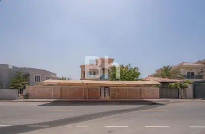 فيلا - 4 غرف نوم - 5 حمامات للايجار في المحيصنة 1 - المحيصنة - دبي
