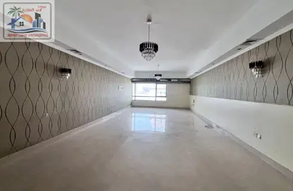 Apartment - 3 Bedrooms - 3 Bathrooms for rent in New Al Taawun Road - Al Taawun - Sharjah