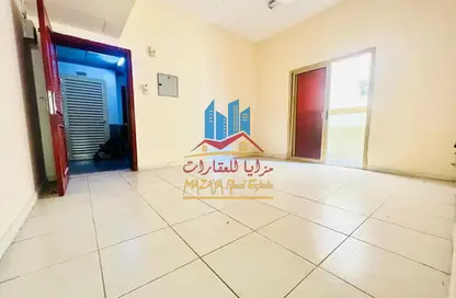 شقة - غرفة نوم - 1 حمام للايجار في النباعة - الشارقة