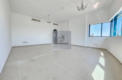 شقة - غرفة نوم - 2 حمامات للايجار في شارع التعاون الجديد - التعاون - الشارقة