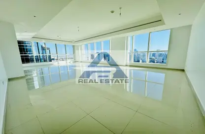 شقة - 3 غرف نوم - 4 حمامات للايجار في برج الإمارات - شارع حمدان - أبوظبي