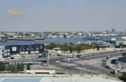 Whole Building - 4 Bedrooms - 5 Bathrooms for rent in Al Majaz 1 - Al Majaz - Sharjah