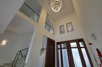 Villa - 5 Bedrooms - 6 Bathrooms for rent in Al Raha Beach - Abu Dhabi