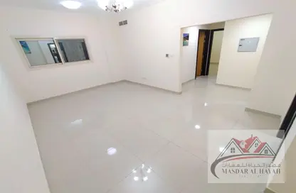 شقة - غرفة نوم - 2 حمامات للايجار في بناية مويليح 29 - مويلح - الشارقة