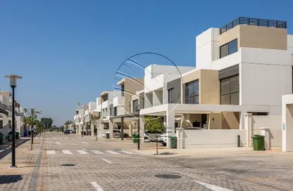 Townhouse - 3 Bedrooms - 4 Bathrooms for sale in Faya at Bloom Gardens - Bloom Gardens - Al Salam Street - Abu Dhabi