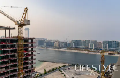 Apartment - 1 Bedroom - 1 Bathroom for sale in Palace Beach Residence - EMAAR Beachfront - Dubai Harbour - Dubai