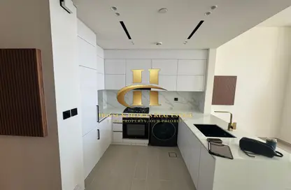 Apartment - 1 Bedroom - 2 Bathrooms for rent in Binghatti Gardenia - Jumeirah Village Circle - Dubai