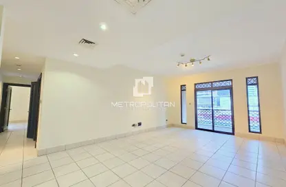 Apartment - 3 Bedrooms - 4 Bathrooms for rent in Reehan 6 - Reehan - Old Town - Dubai