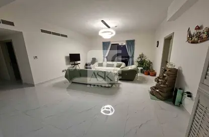Apartment - 3 Bedrooms - 4 Bathrooms for rent in Equiti Arcade - Al Furjan - Dubai