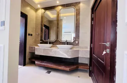 Villa - 5 Bedrooms - 6 Bathrooms for sale in Al Suyoh 1 - Al Suyoh - Sharjah