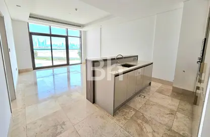 Apartment - 1 Bedroom - 2 Bathrooms for rent in The 8 - The Crescent - Palm Jumeirah - Dubai