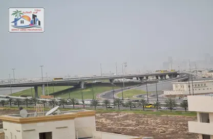 شقة - 2 غرف نوم - 3 حمامات للايجار في الزاهية 2 - الزاهية - تجارية مويلح - الشارقة