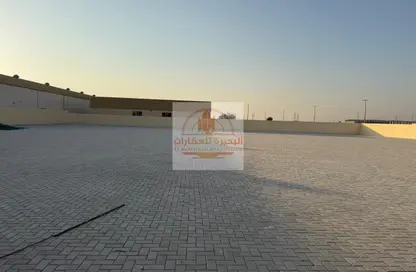 أرض - استوديو للايجار في الصجعة الصناعية - آلصجعه - الشارقة