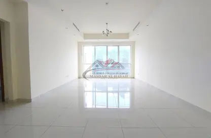 شقة - غرفة نوم - 2 حمامات للايجار في برج صحارى 5 - مجمع صحارى - النهدة - الشارقة