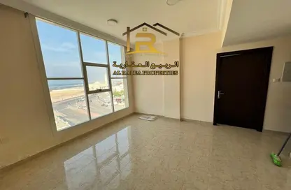 Apartment - 1 Bedroom - 1 Bathroom for rent in Al Rumailah building - Al Rumailah 2 - Al Rumaila - Ajman
