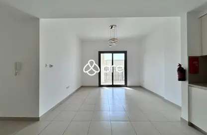 Apartment - 2 Bedrooms - 2 Bathrooms for sale in Hayat Boulevard-2A - Hayat Boulevard - Town Square - Dubai