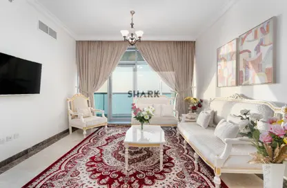 شقة - 3 غرف نوم - 3 حمامات للبيع في مساكن كورنيش عجمان - طريق كورنيش عجمان - عجمان