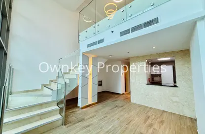 Duplex - 1 Bedroom - 2 Bathrooms for rent in Flamingo Building - Jumeirah Village Circle - Dubai