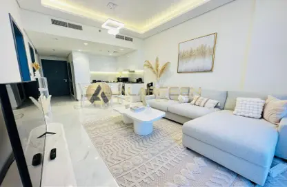 Apartment - 1 Bedroom - 2 Bathrooms for rent in Samana Golf Avenue - Dubai Studio City - Dubai